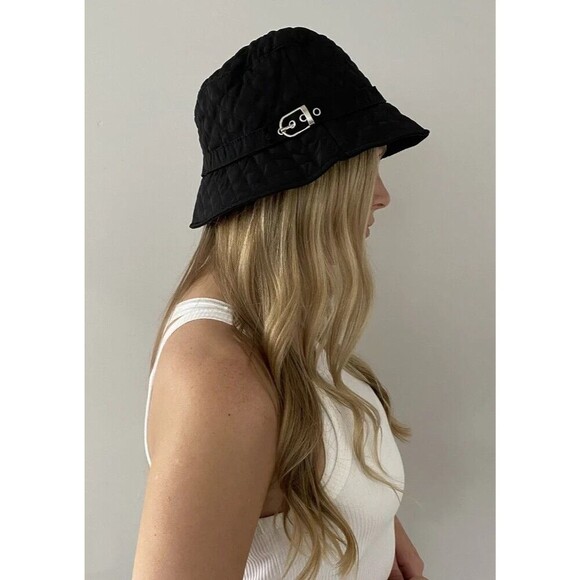 Sun Grubbies Womens Bucket Hat York Waterproof Black Color Quilted Size M / L - Picture 1 of 8